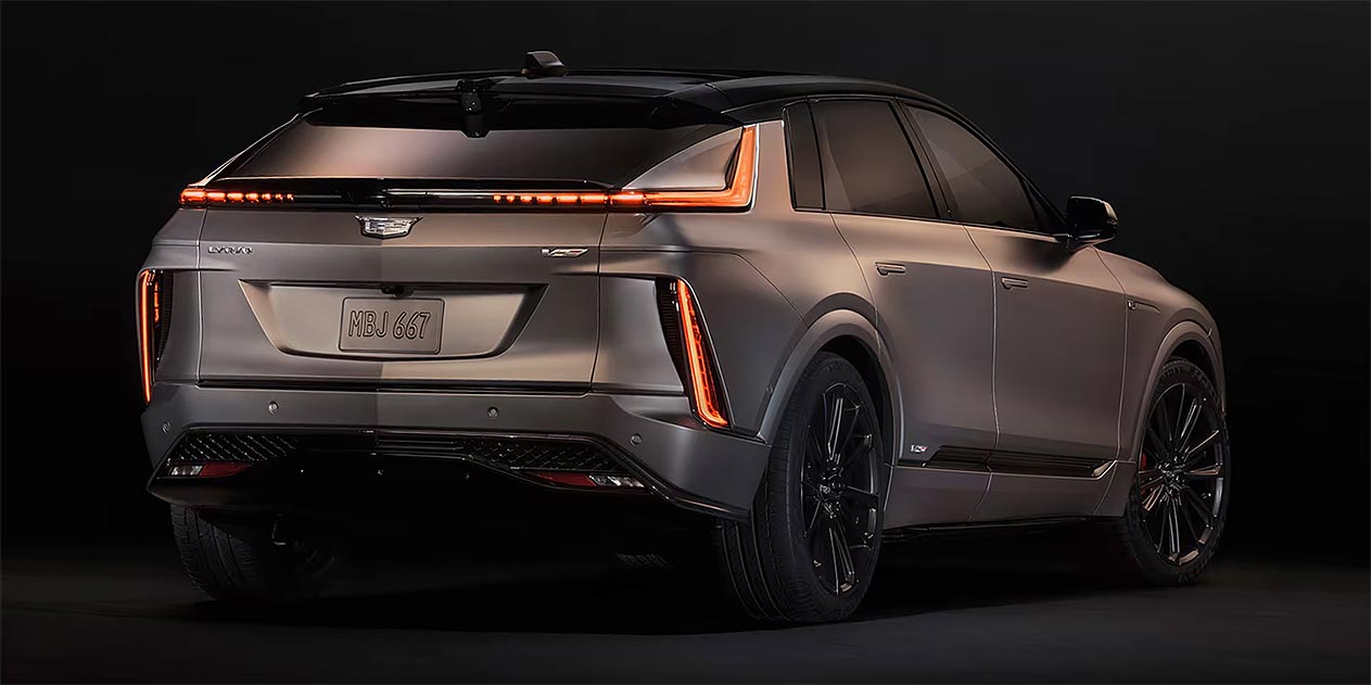 Cadillac Lyriq-V back