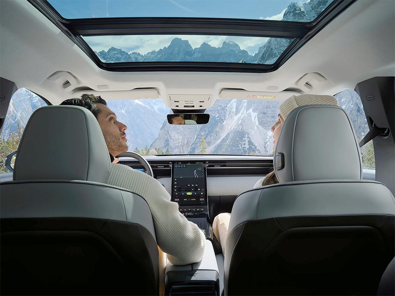 Citroen e-C5 Aircross interior