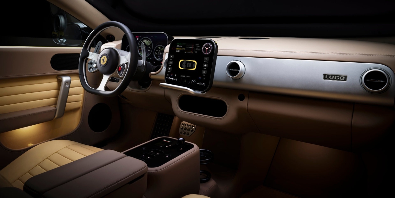 Ferrari Luce interior