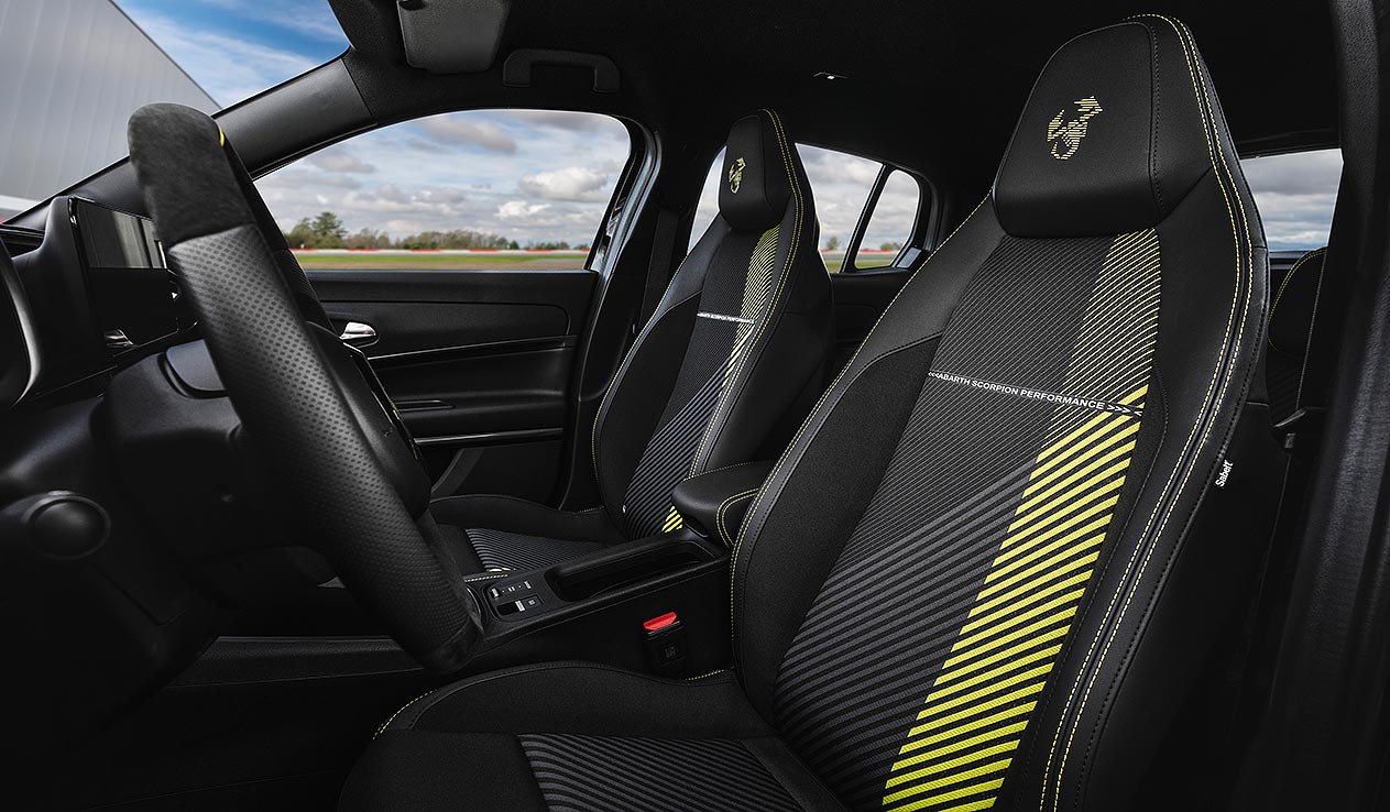 Fiat Abarth 600e interior