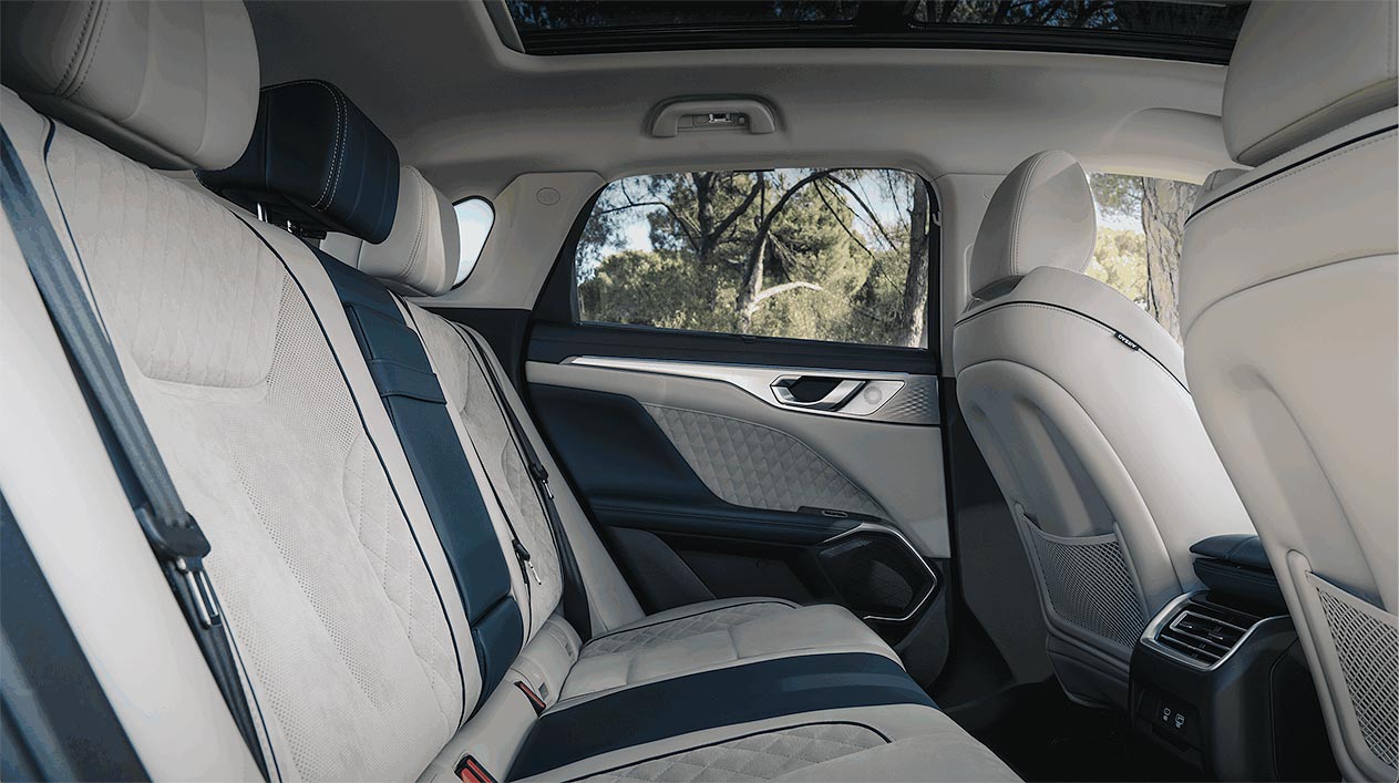 GWM WEY 05 interior