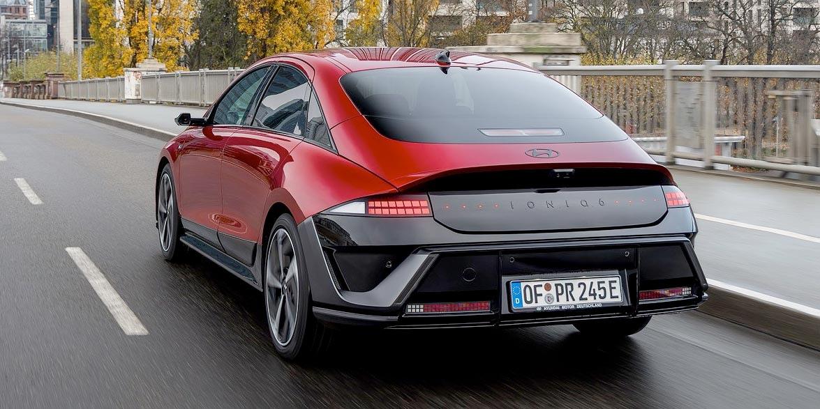 Hyundai Ioniq 6 back