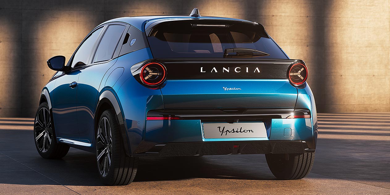 Lancia Ypsilon back