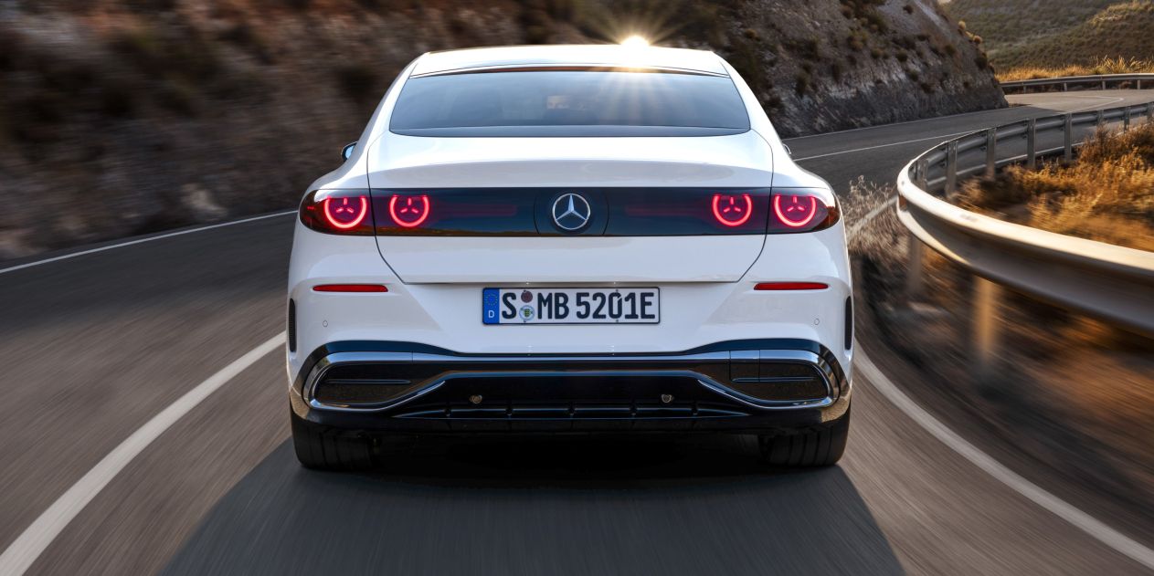 Mercedes C-Class back