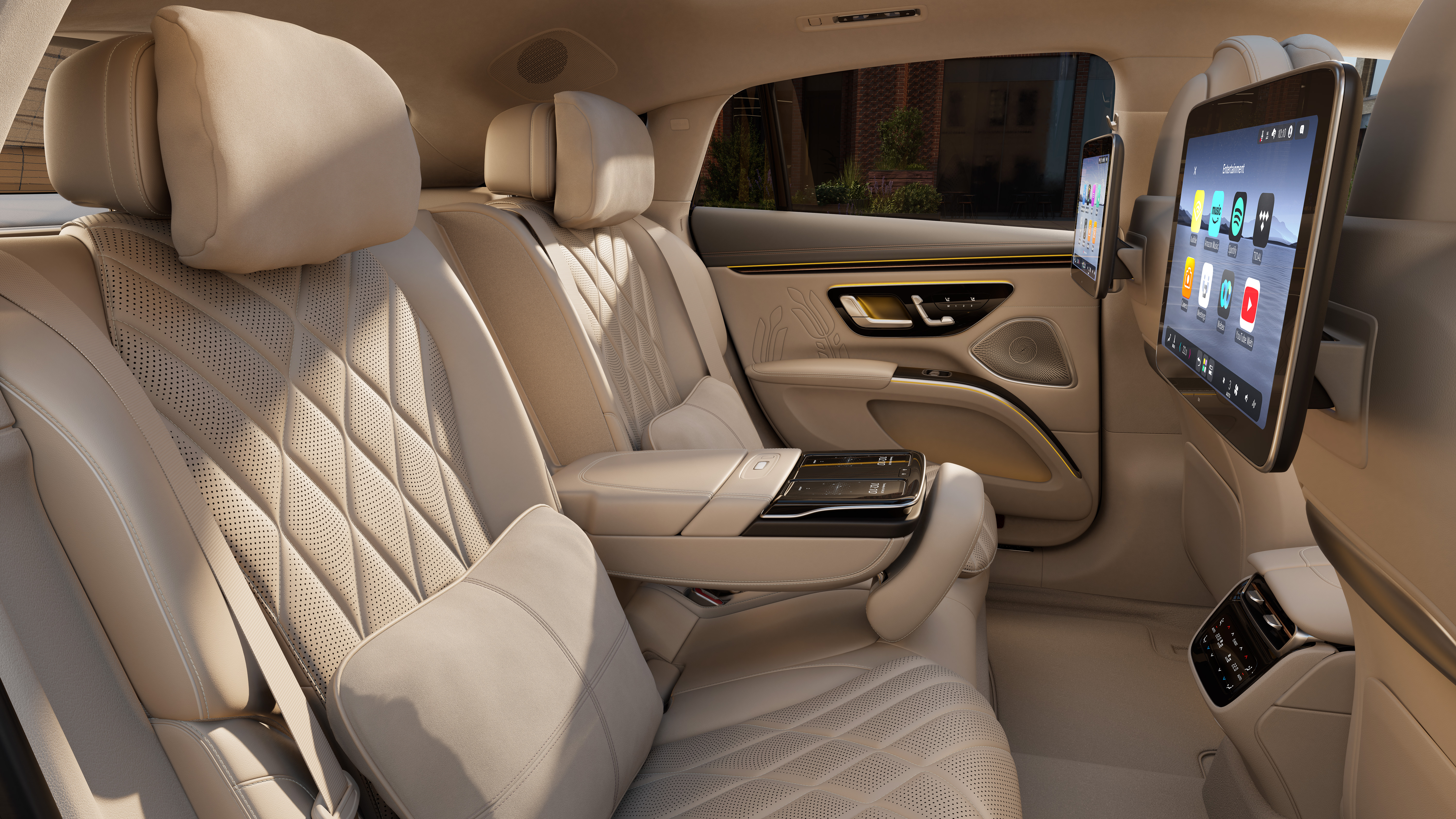 Mercedes EQS  interior