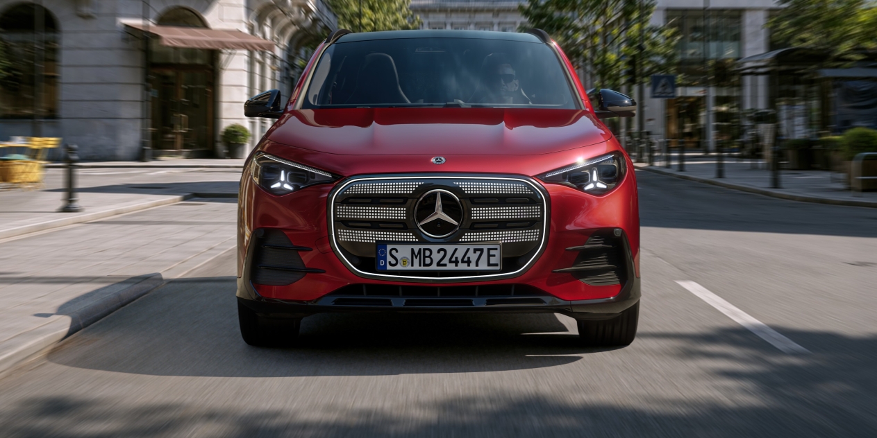 Mercedes GLA front