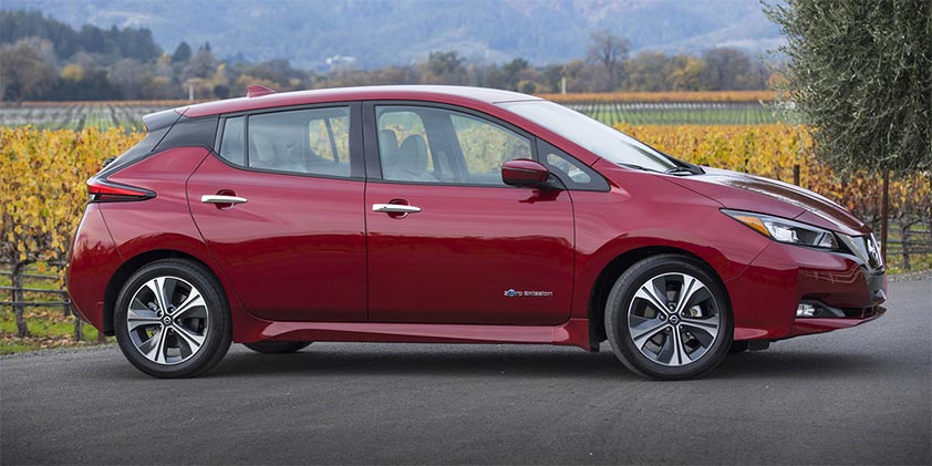 Nissan Leaf pictures, official photos