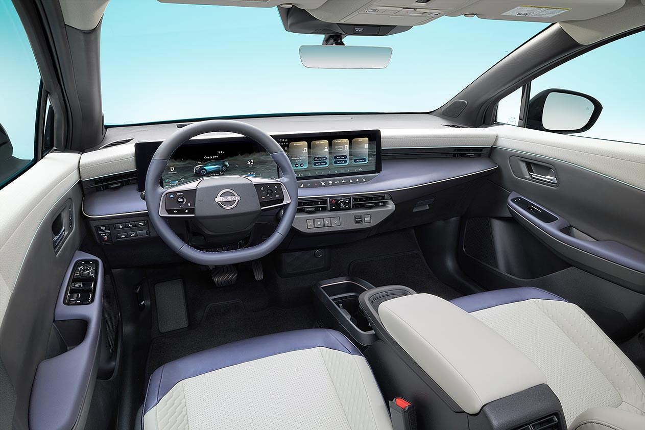 Nissan Leaf interior