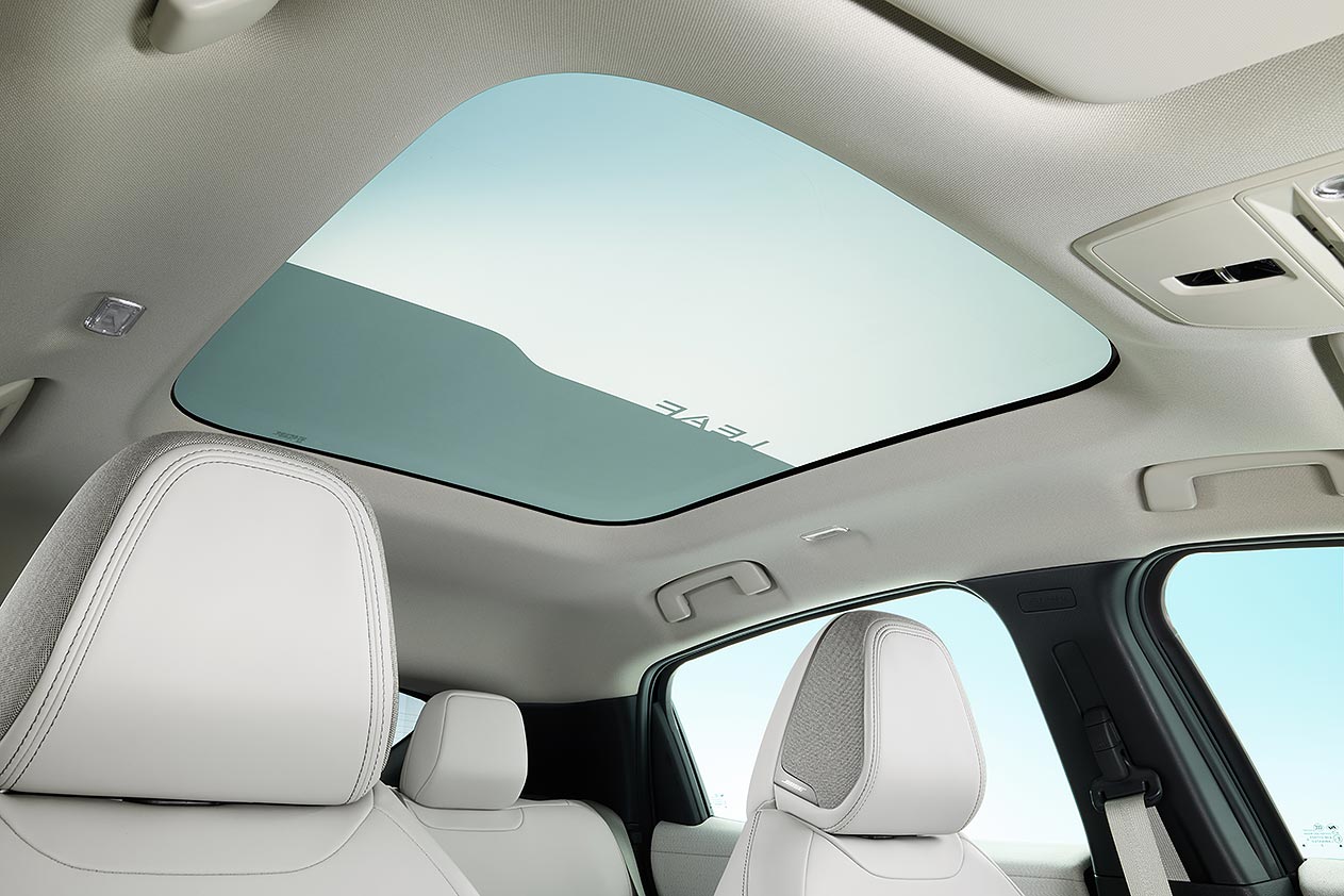 Nissan Leaf interior