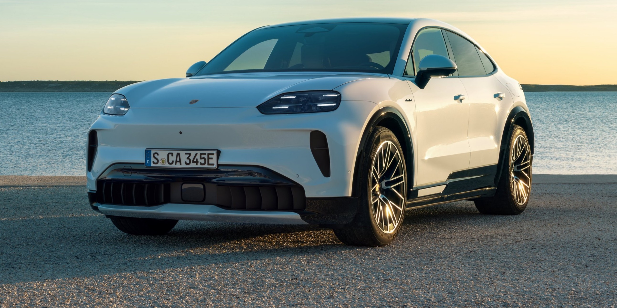 Porsche Cayenne Coupe front