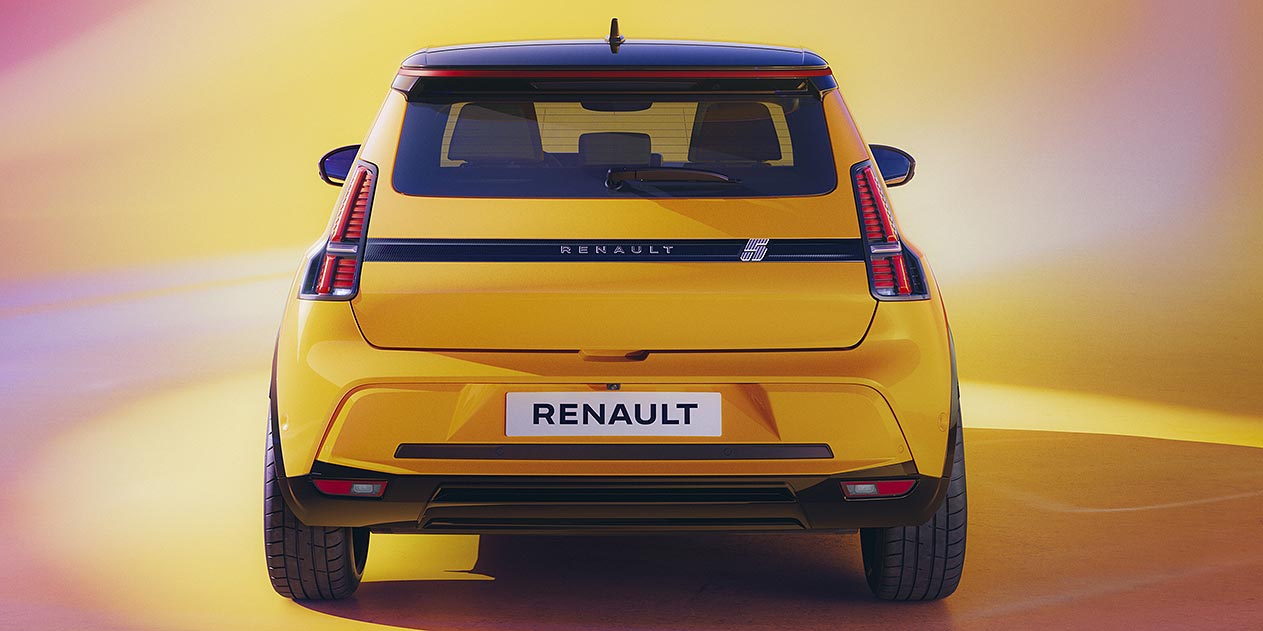 Renault 5 E-Tech back