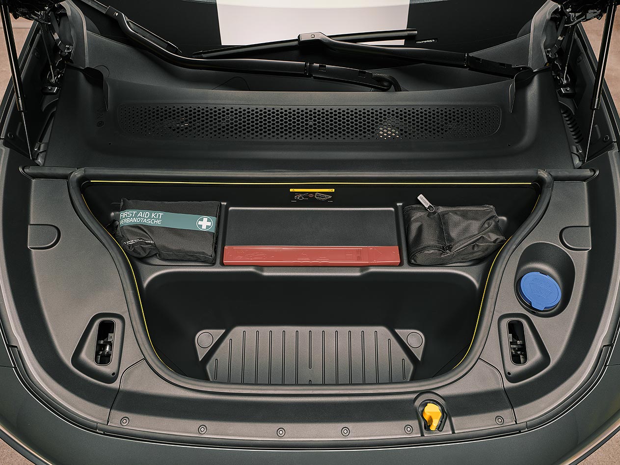 More Volvo EX60 pictures