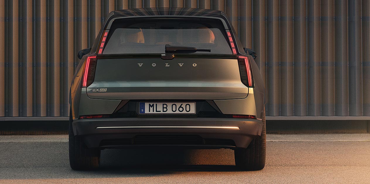 Volvo EX60 back