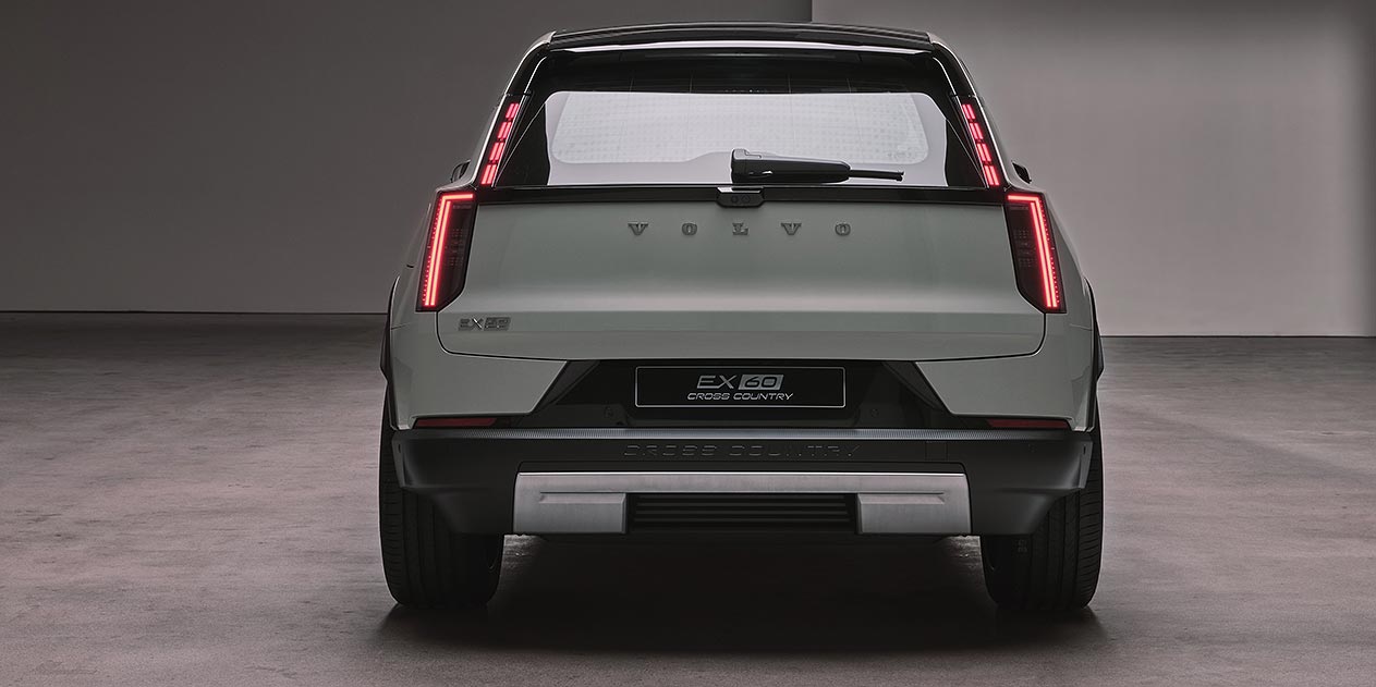 Volvo EX60 Cross Country back
